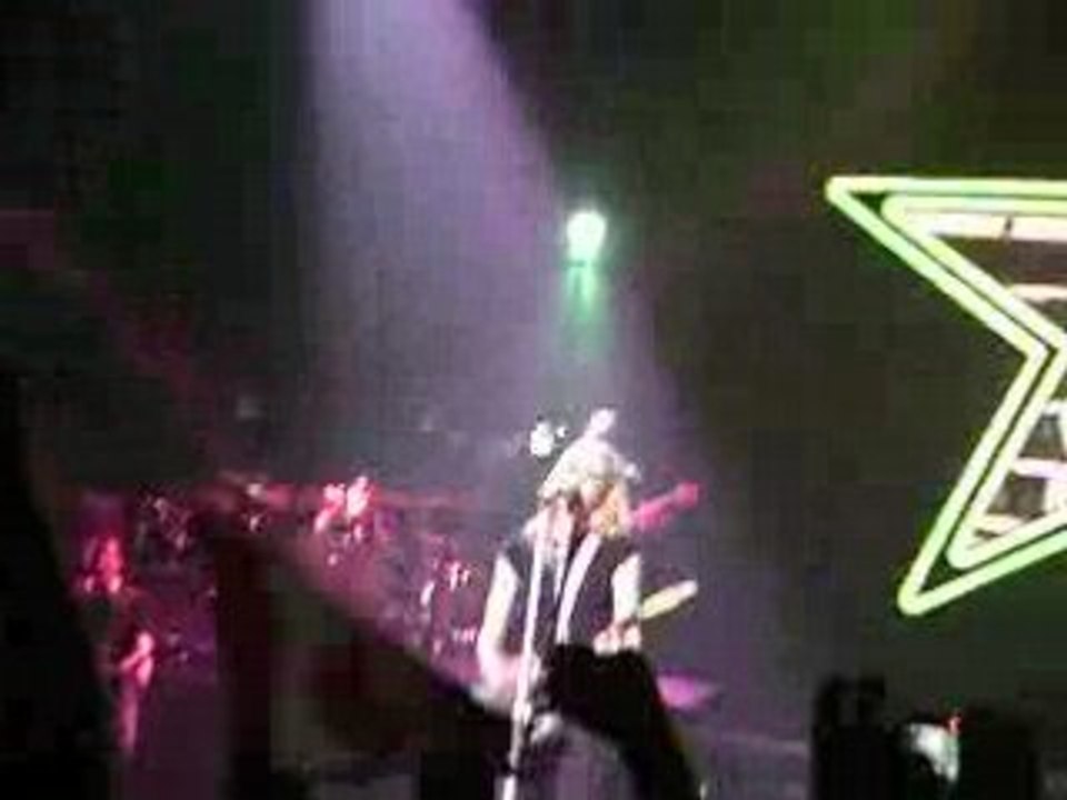 avril lavigne he wasn't