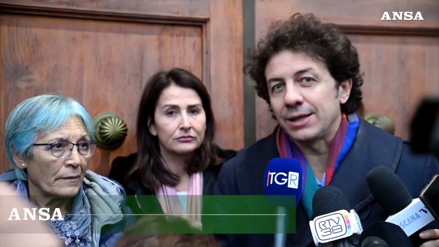 Ha portato Massimiliano, malato di SLA, a morire in Svizzera: si e' autodenunciata