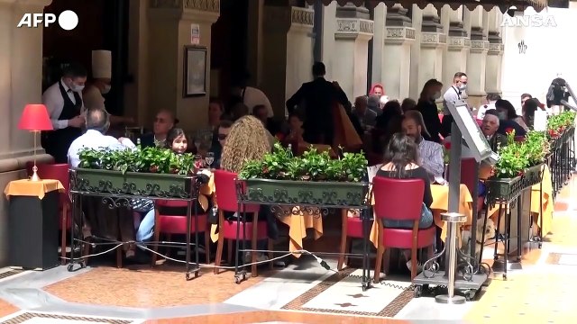 Confindustria: Nel 2023 crescita piatta. Allarme tassi