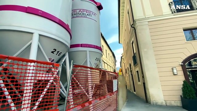 L'Aquila, il centro e' ancora un cantiere: tanti disagi a 14 anni dal sisma