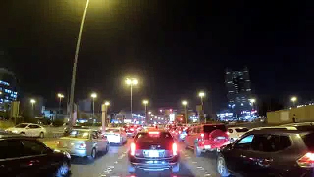 قصة المطار الوهمي !! سوالف طريق