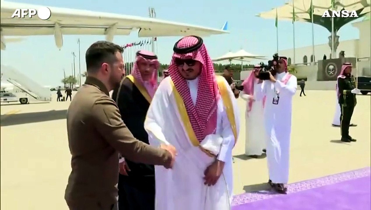 Zelensky e' arrivato a Gedda per il summit della Lega araba