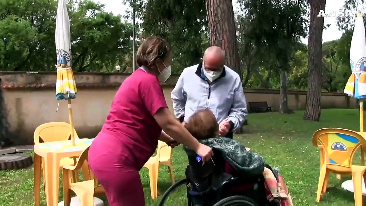 Spesa per le badanti: "Insostenibile per 60% famiglie"