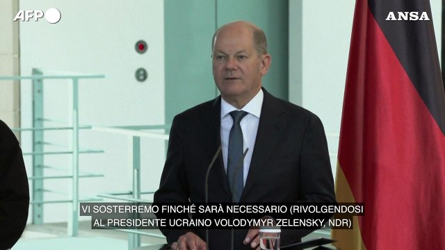 Ucraina, Scholz a Zelensky: Vi sosteniamo finche' necessario