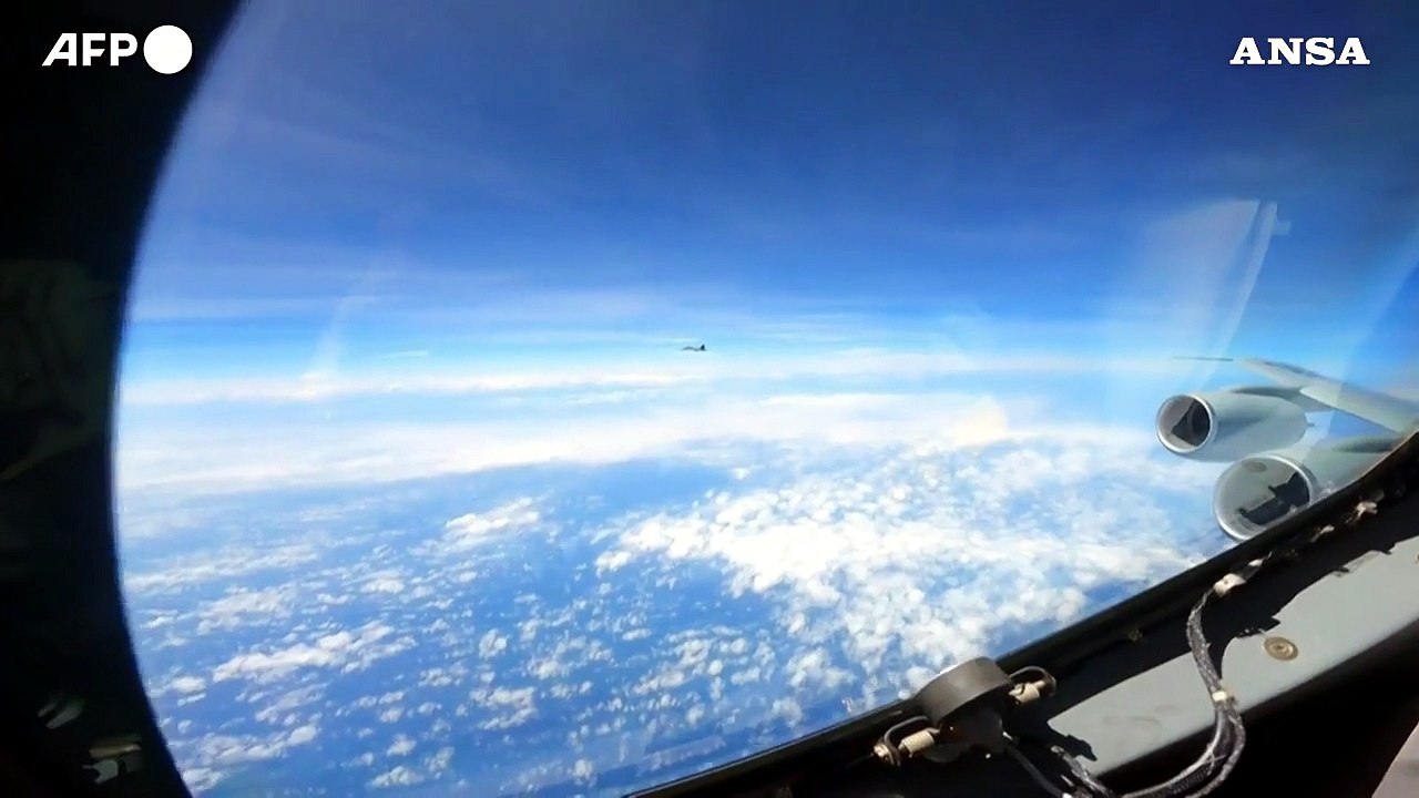 Incontro ravvicinato tra un caccia cinese e un aereo Usa