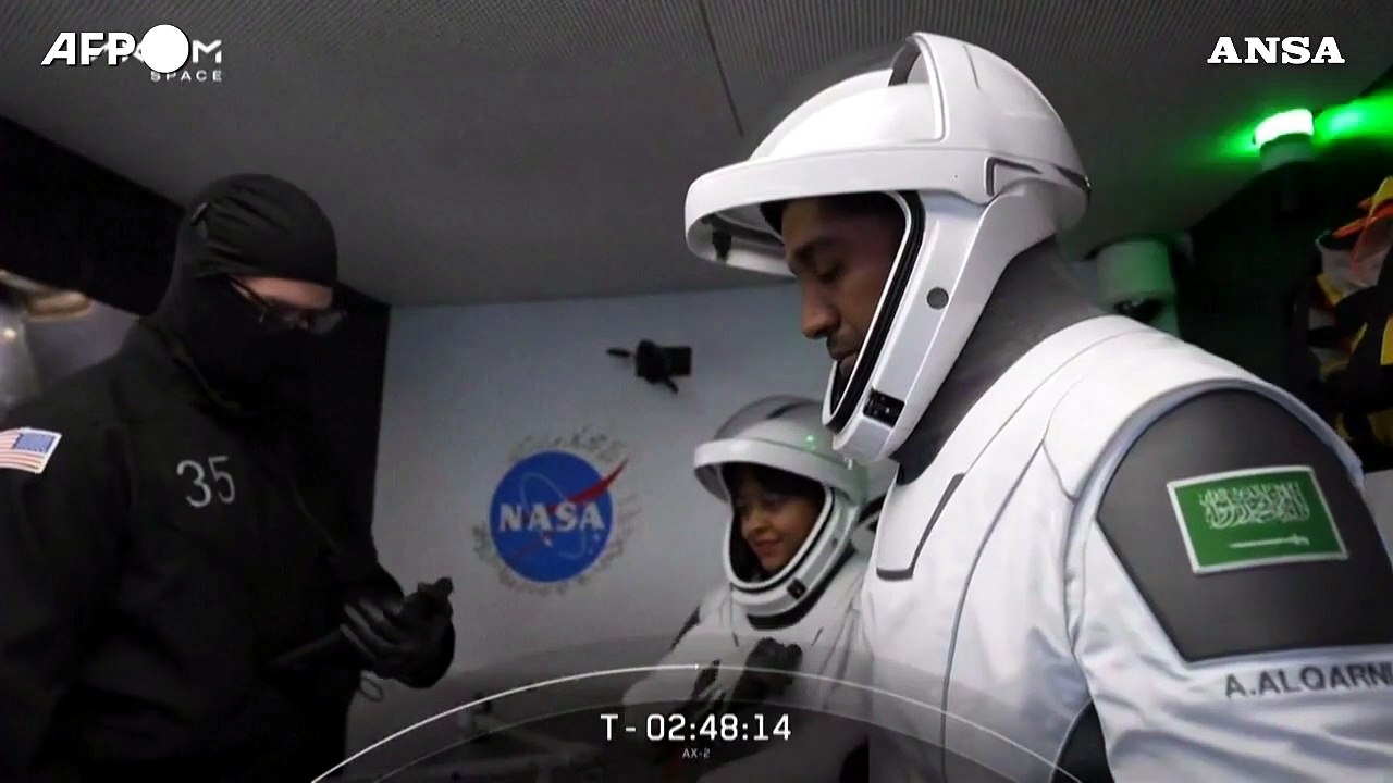 Uomo e donna sauditi verso la stazione spaziale internazionale, e' la prima volta
