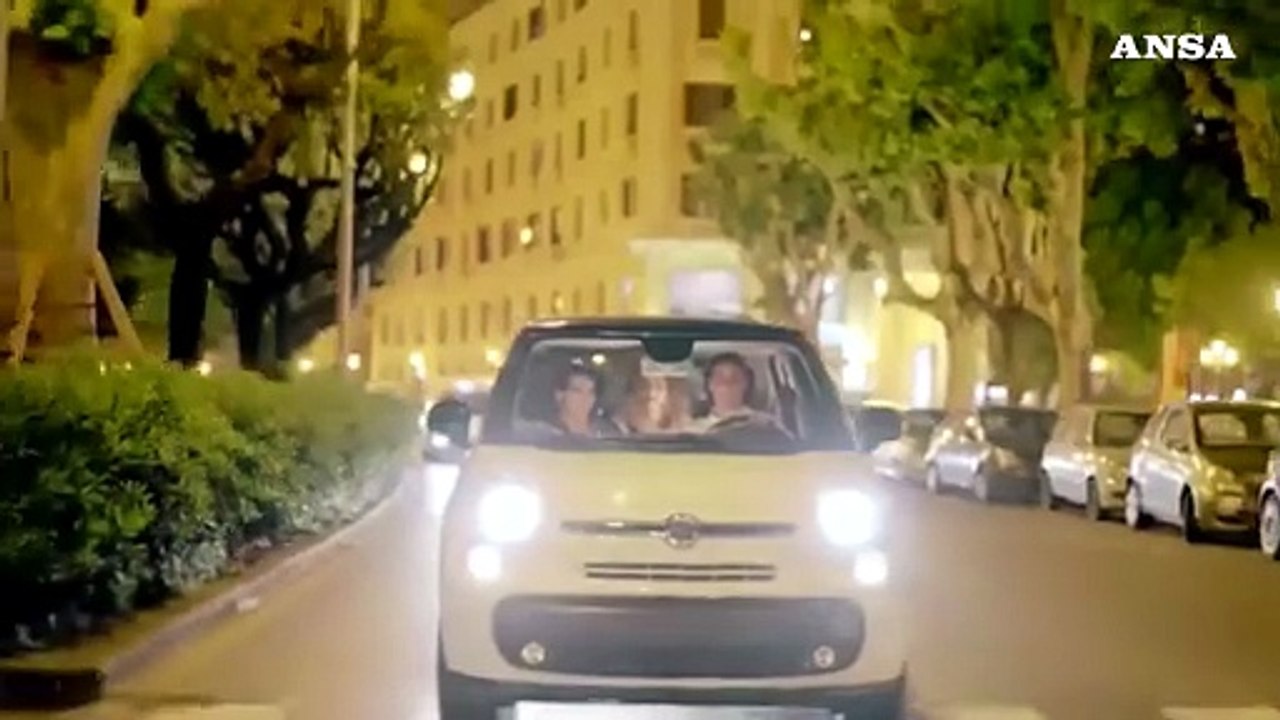 Quando guidi, guida e basta