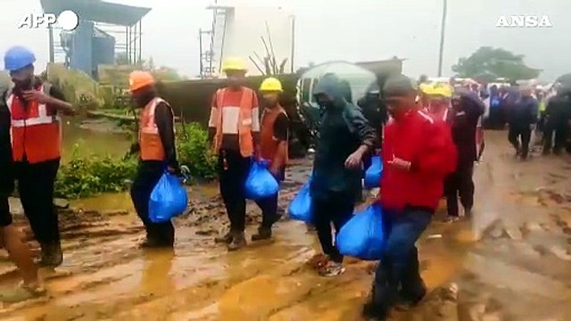 Frana in India, decine di morti e dispersi