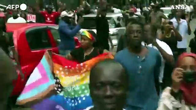 Kenya, proteste contro l'aumento delle tasse: disordini a Nairobi