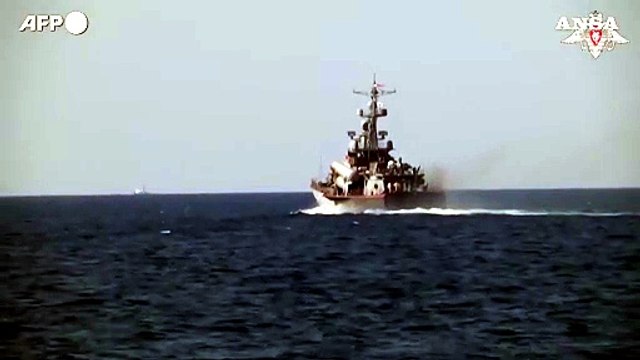 Difesa Russia, esercitazioni militari nel Mar Nero: lanciati missili antinave