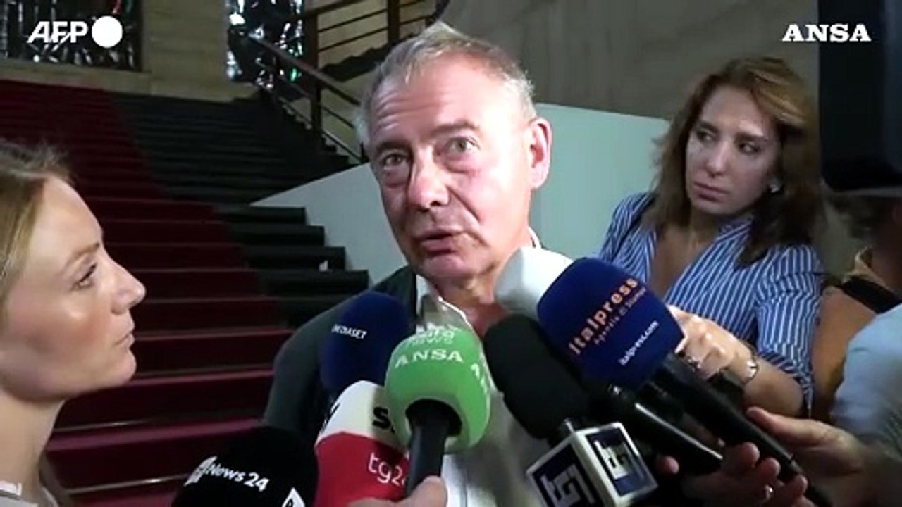 L'inflazione rallenta, ma e' oltre il 10% sulla spesa