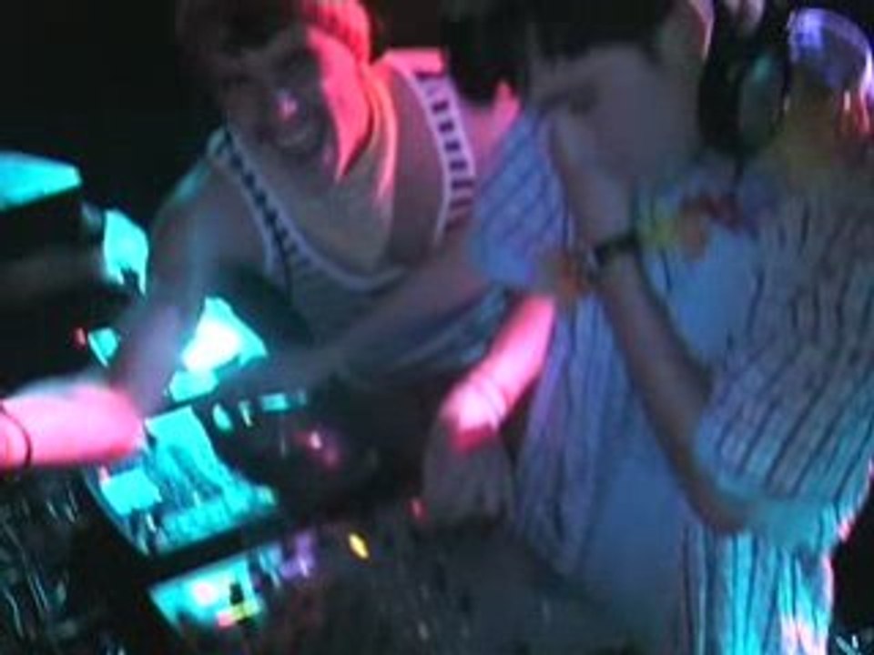 P2DJS @ GlaZ'Art