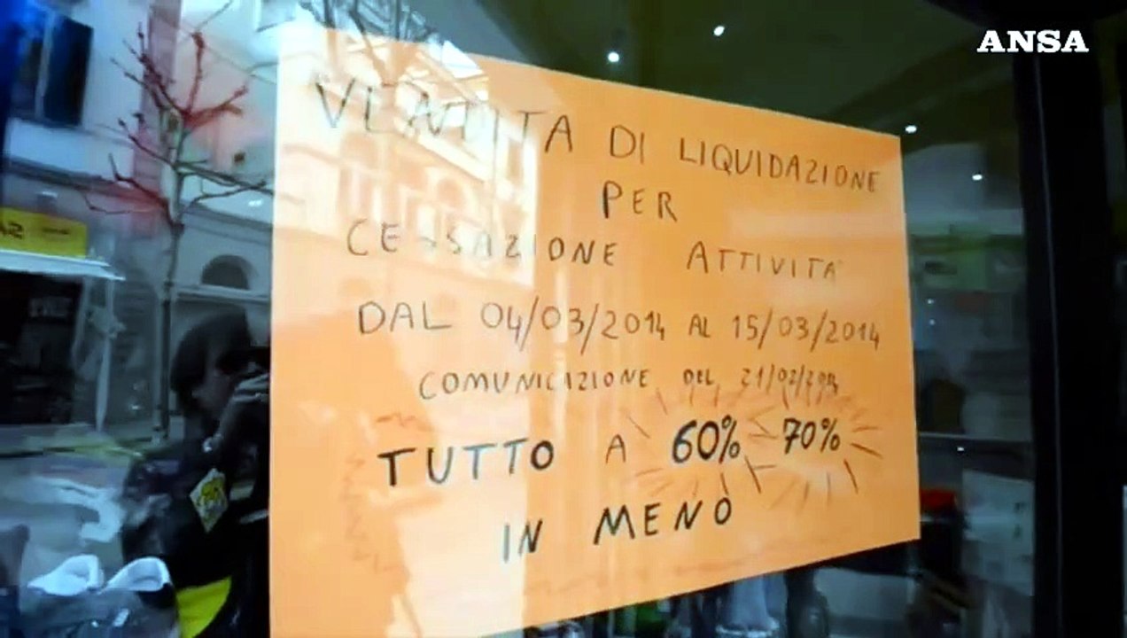 Tassi sui mutui ancora in aumento, giu' i prestiti