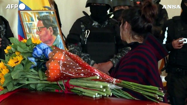 Ecuador, folla ai funerali del candidato alle presidenziali Villavicencio