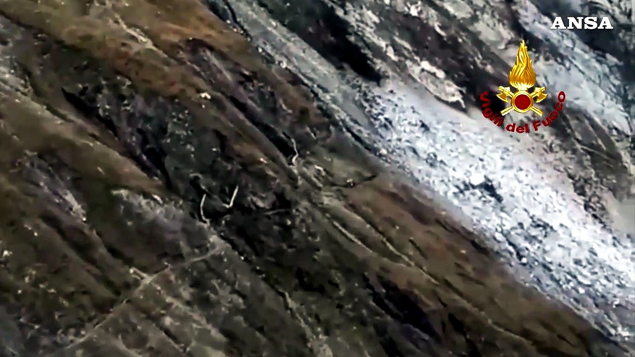 Frana in Val Formazza, riprese le ricerche dei due escursionisti dispersi