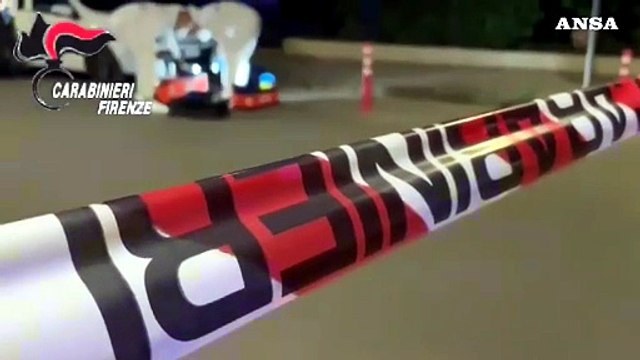 Donna uccisa in strada a Castelfiorentino a colpi di pistola