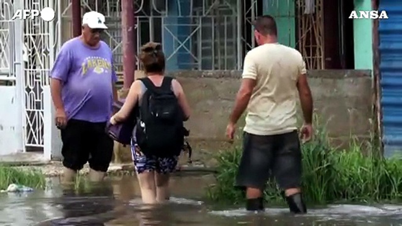 Cuba, la tempesta tropicale Idalia colpisce Batabano e L'Avana
