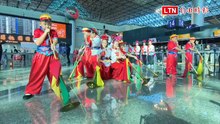 金門中正國小鼓吹隊赴歐演出  桃機快閃展現臺灣傳藝風采