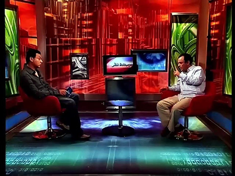 egypt tv  arabsat 2005 علاء مرسي يرد على المذيع بعد وصفه بـ كومبارس