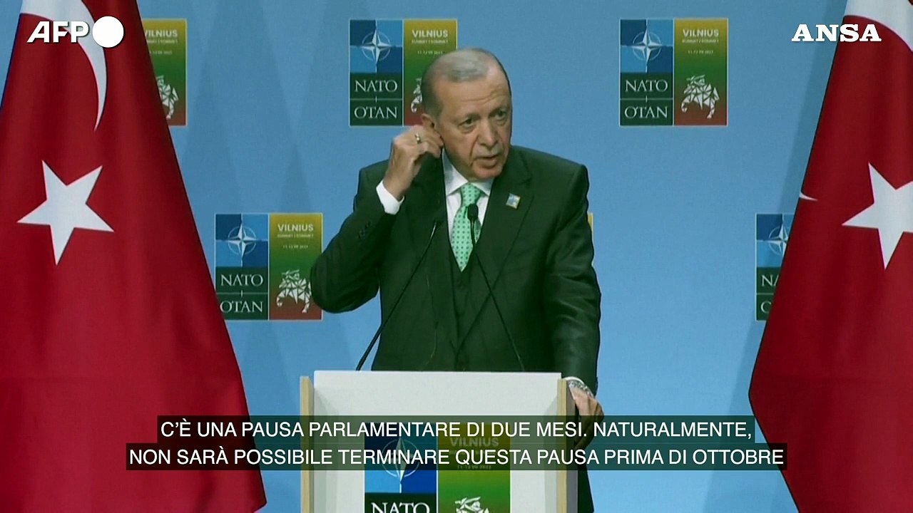 Erdogan: "Ratifica della Svezia nella Nato non prima di ottobre"