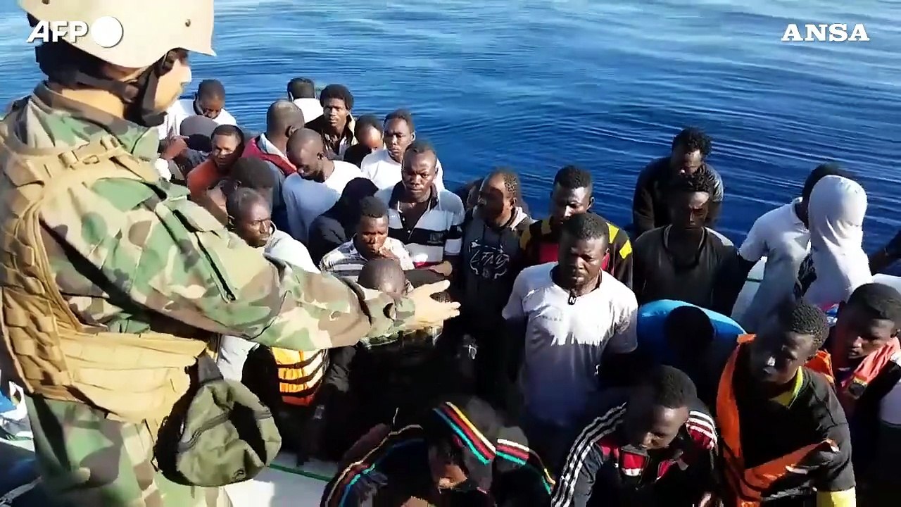 Migranti, l'allarme dell'Ue: "Oltre un milione di richieste d'asilo nel 2023"