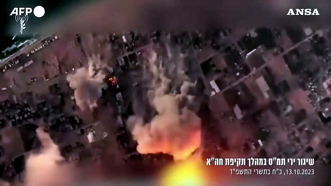 Israele, raid su vasta scala nella Striscia di Gaza: colpiti obiettivi di Hamas