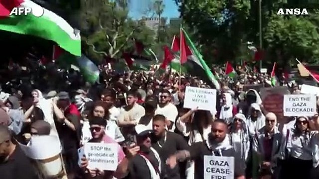 Australia, migliaia alla manifestazione pro-Palestina a Sydney