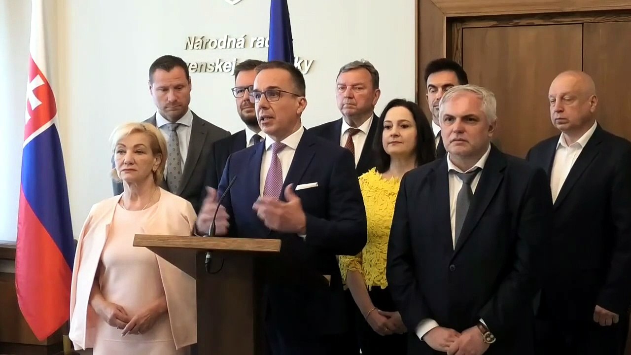 ZÁZNAM: Záťaž nízkopríjmových SZČO sa zníži, nebudú musieť odvádzať mikroodvod