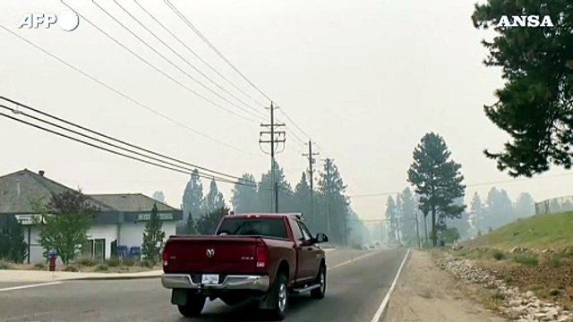 Incendi in Canada, nella Columbia Britannica ordine di evacuazione per 30mila persone