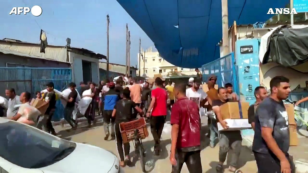 Assalto alle scorte di cibo a Gaza,scontri Israele-Hamas