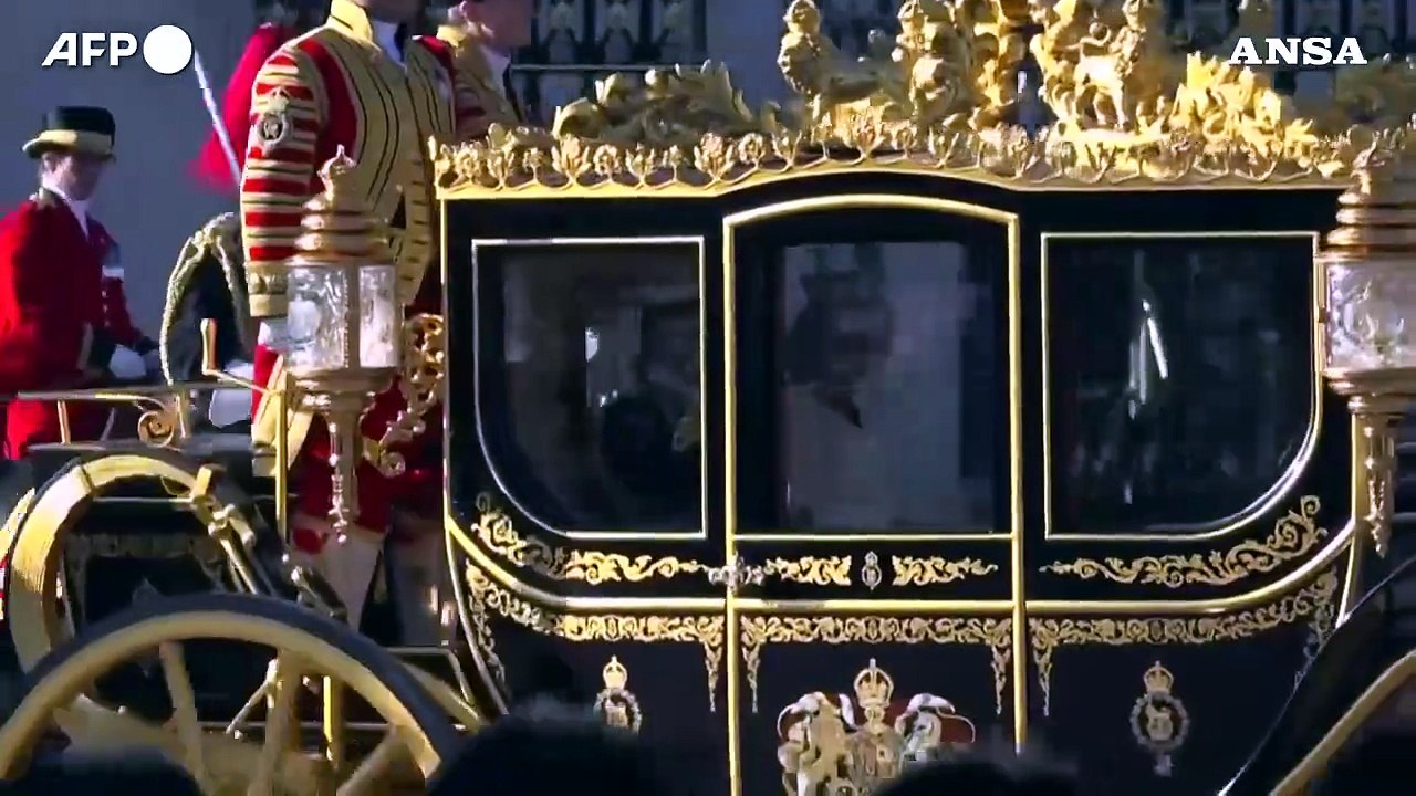 Carlo III a Westminster per il suo primo King's Speech