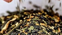 The Fragrant Fracture: Crushing Dried Tea Leaves