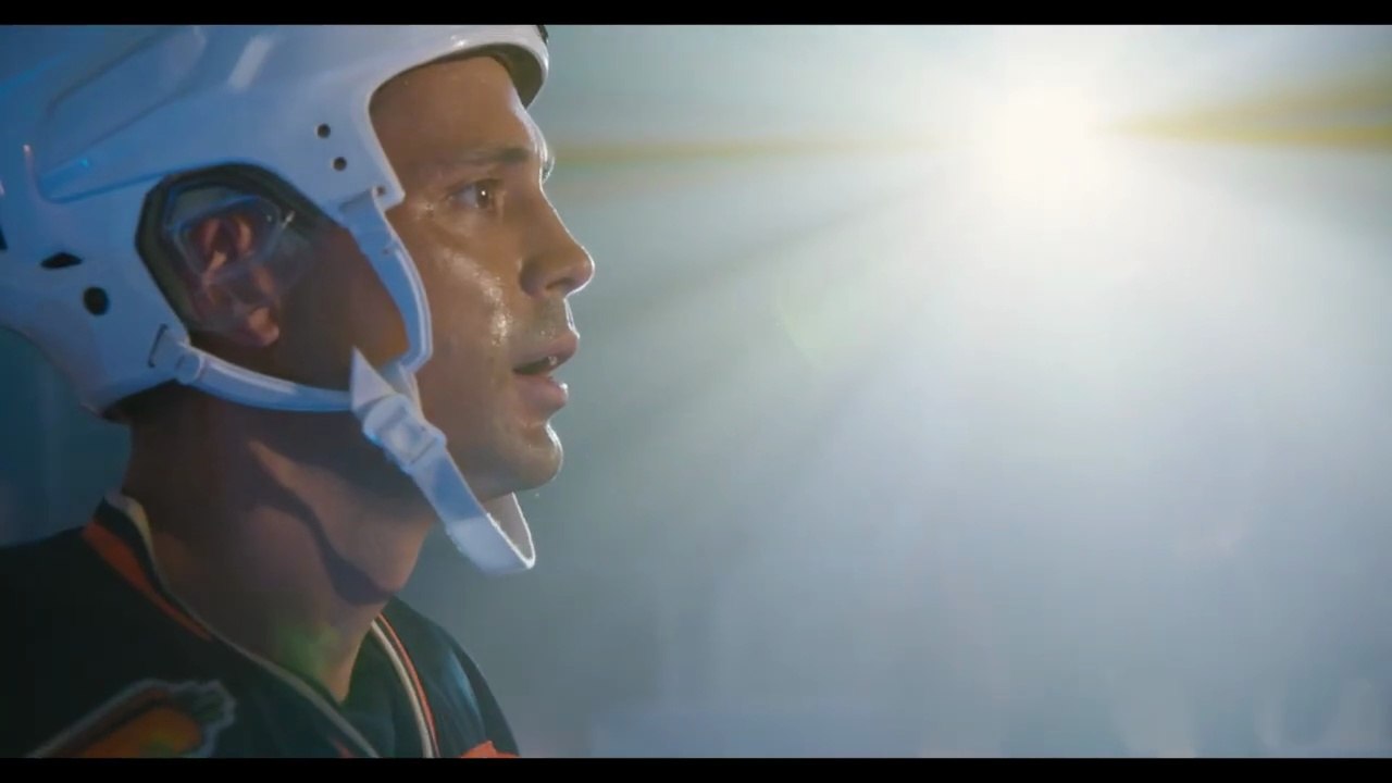 Everyone Is Doing Great 2 Temporada Trailer Original
