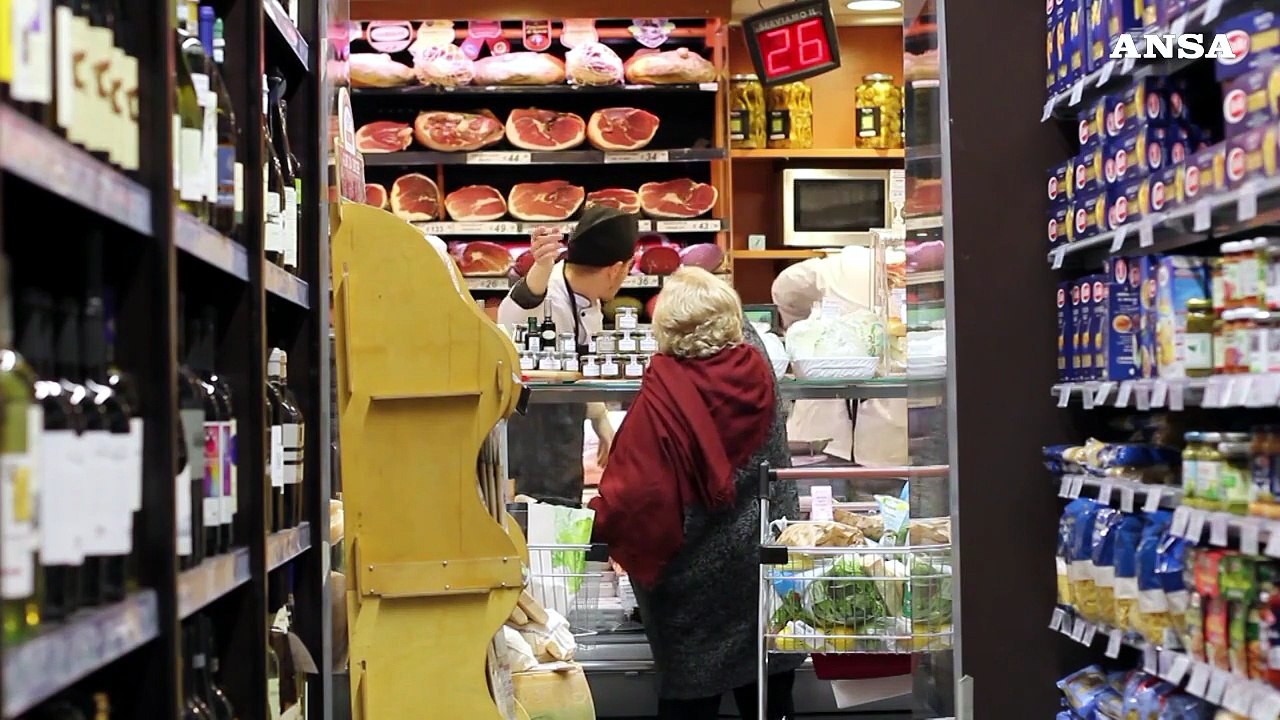 Record di occupati in Italia e l'inflazione crolla