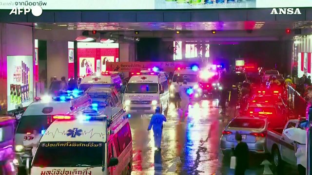 Bangkok, sparatoria in un centro commerciale: tre morti e sette feriti