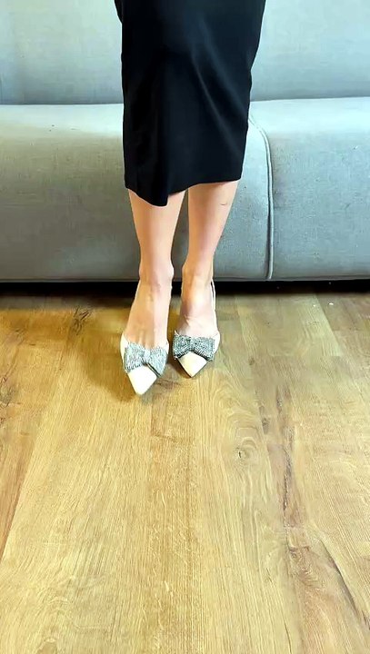 Easy hack for silent heels👠