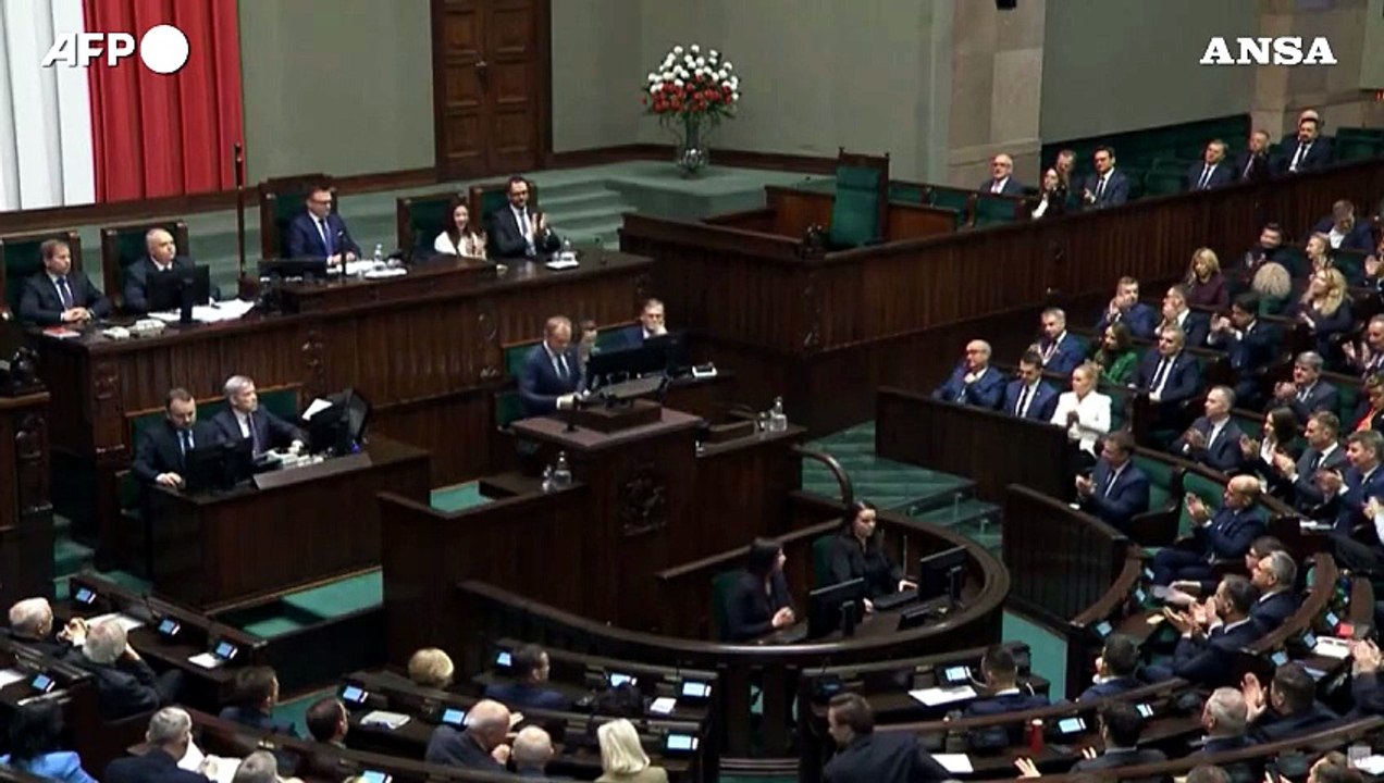 Tusk: "Un'Unione europea forte rafforza la Polonia"
