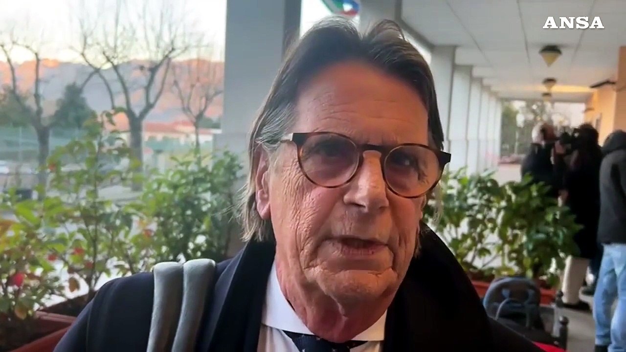 Processo a Grillo Jr., la difesa: "Abbiamo chiesto alla ragazza di uscire dall'aula"