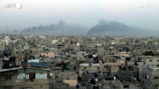Gaza, l'esercito israeliano prosegue operazioni a Khan Yunis