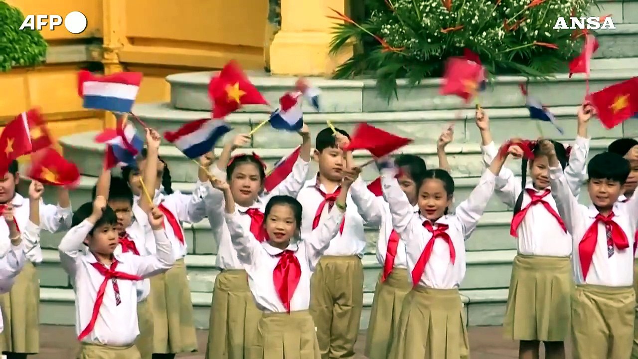 Vietnam-Olanda, i premier Pham Minh Chinh e Rutte in bicicletta