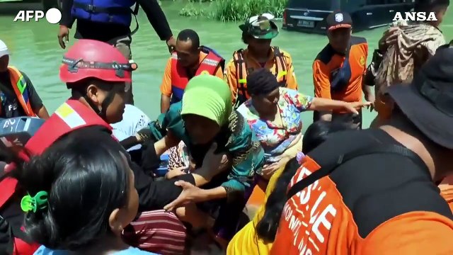 Indonesia, migliaia di persone evacuate dopo le inondazioni