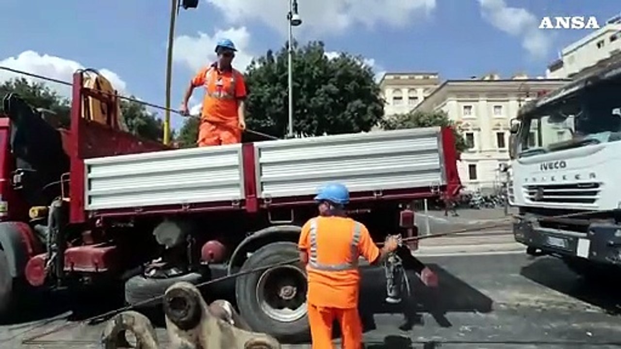 A gennaio calano gli occupati, ma i posti fissi crescono