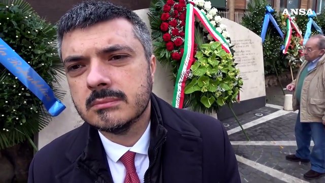 Moro, deposta corona di alloro della Camera dei deputati in Via Fani