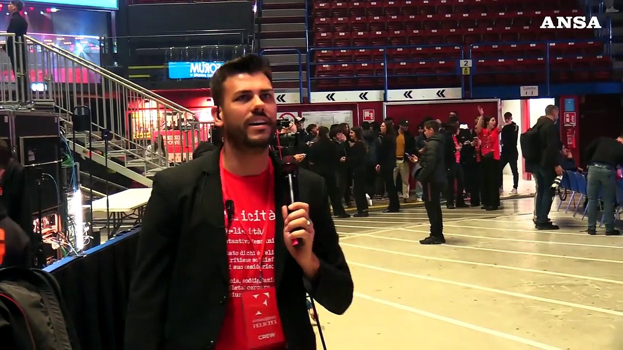 "Happiness on Tour" al Mediolanum Forum di Assago: "Spieghiamo ai ragazzi come essere felici"