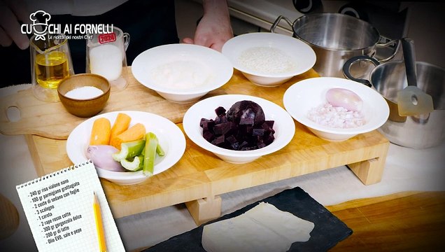 RISOTTO ALLA RAPA ROSSA CON FONDUTA AL GORGONZOLA E FOGLIE CROCCANTI DI SEDANO - RISTORANTE AL VEDEL | RISOTTO ALLA RAPA ROSSA CON FONDUTA AL GORGONZOLA E FOGLIE CROCCANTI DI SEDANO - RISTORANTE AL VEDEL