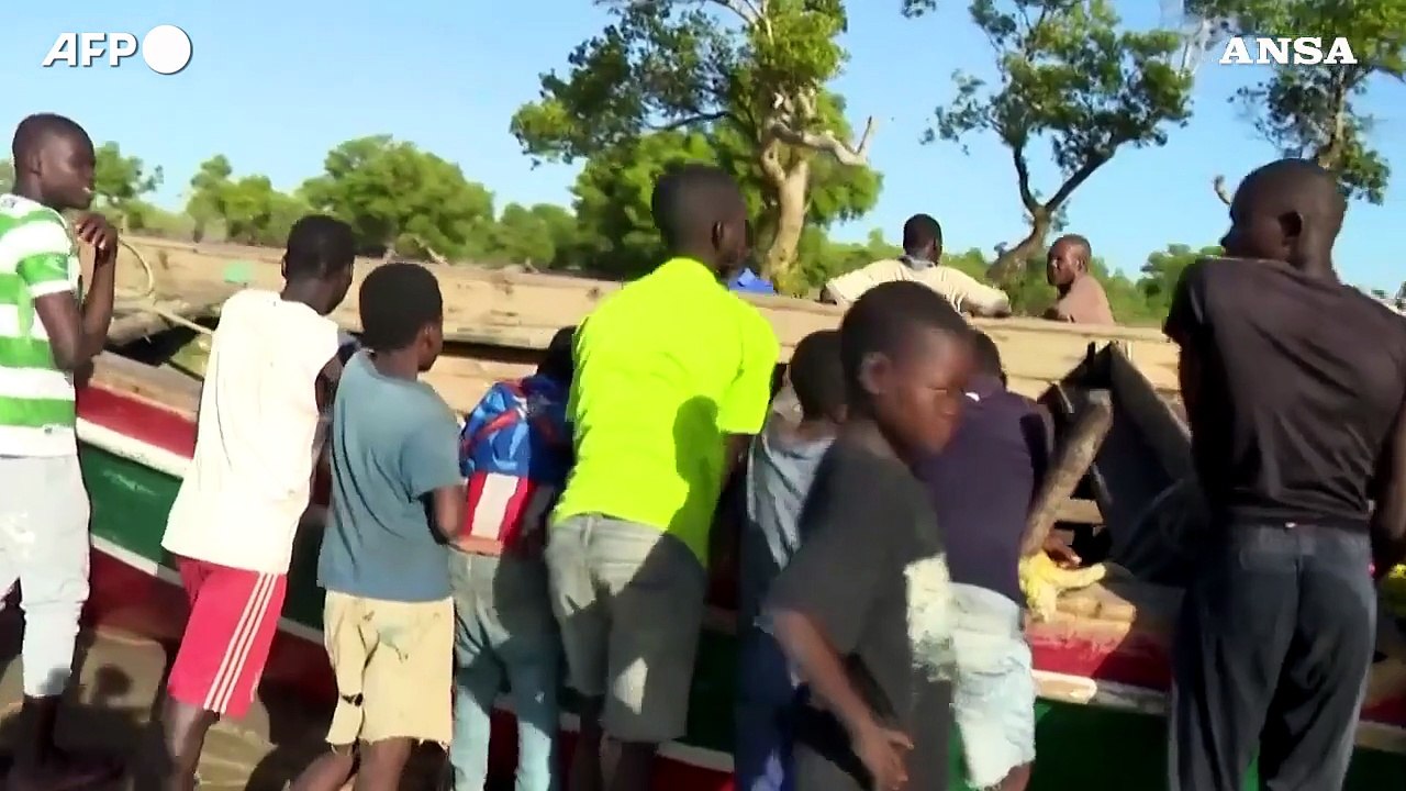 Naufraga un peschereccio in Mozambico, almeno 96 vittime