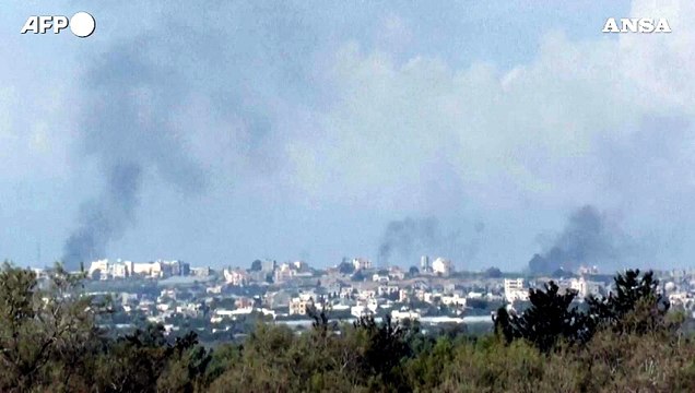 Gaza, colonne di fumo si alzano dal sud della Striscia