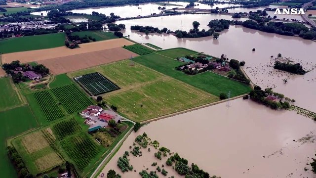 Maltempo, fiume Secchia esonda nel Modenese