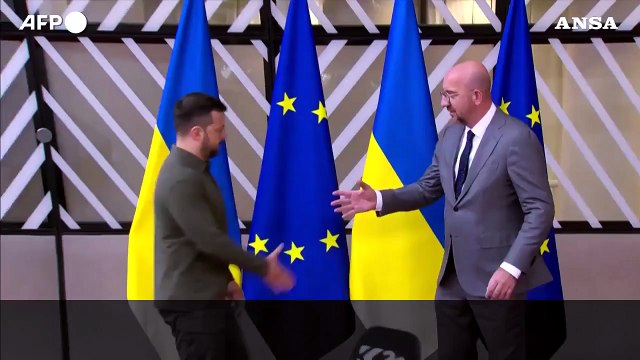 Guerra Ucraina, Zelensky a Bruxelles per accordo di sicurezza con l'Ue