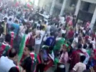 Parade des joueurs de la JSMB avec la coupe
